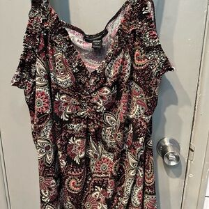 Pretty Paisley Summer top🌻